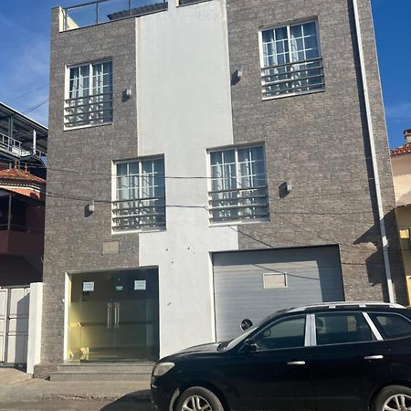 לואנדה Guest House La Plaza מראה חיצוני תמונה